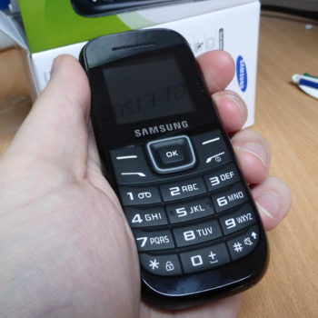 "samsung phone" by Sean MacEntee is marked with CC BY 2.0.